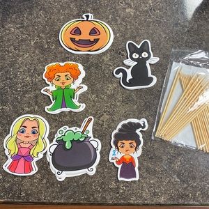 Hocus Pocus Cupcake Toppers